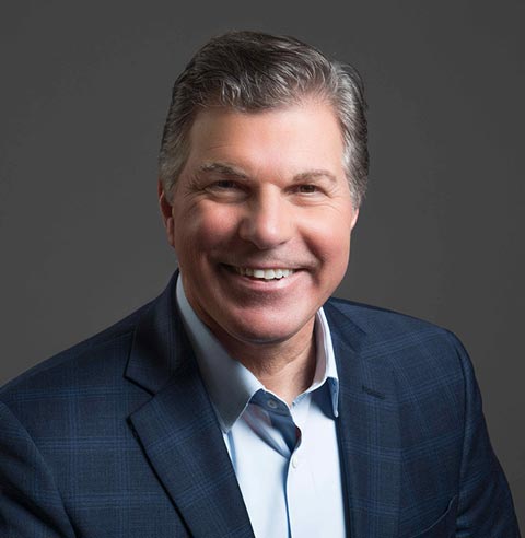 The Storyteller's Secret: From TED Speakers to Business Legends, Why Some Ideas Catch On and Others Don't Paperback – June 27, 2017 by Carmine Gallo - Image 3