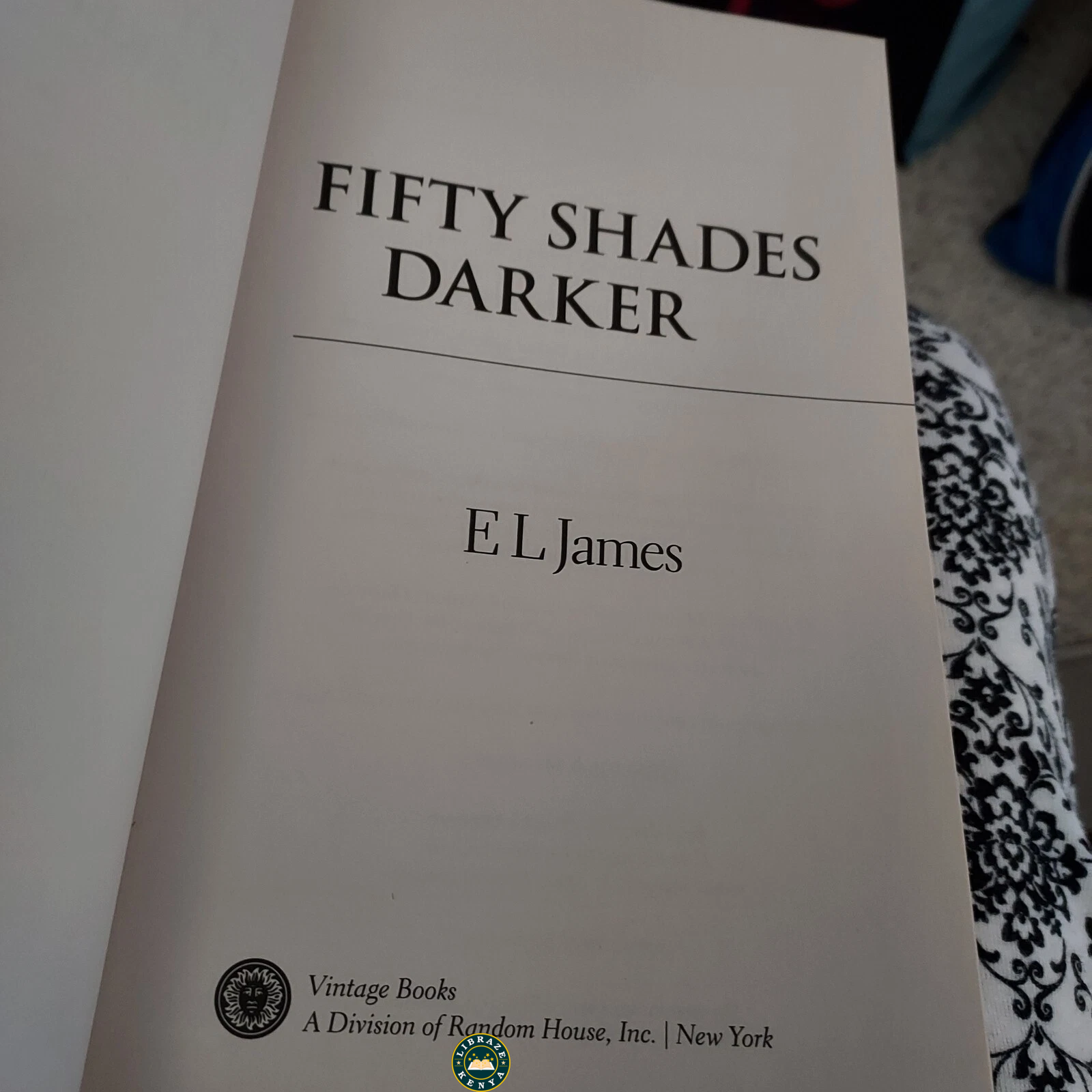 Fifty Shades Darker Book II Paperback – by E. L. James - Image 3